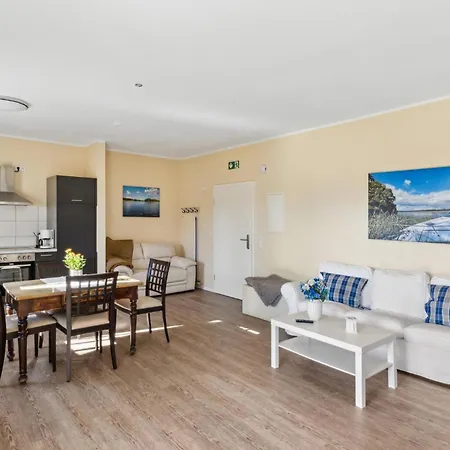 Apartament Maritim 2 *